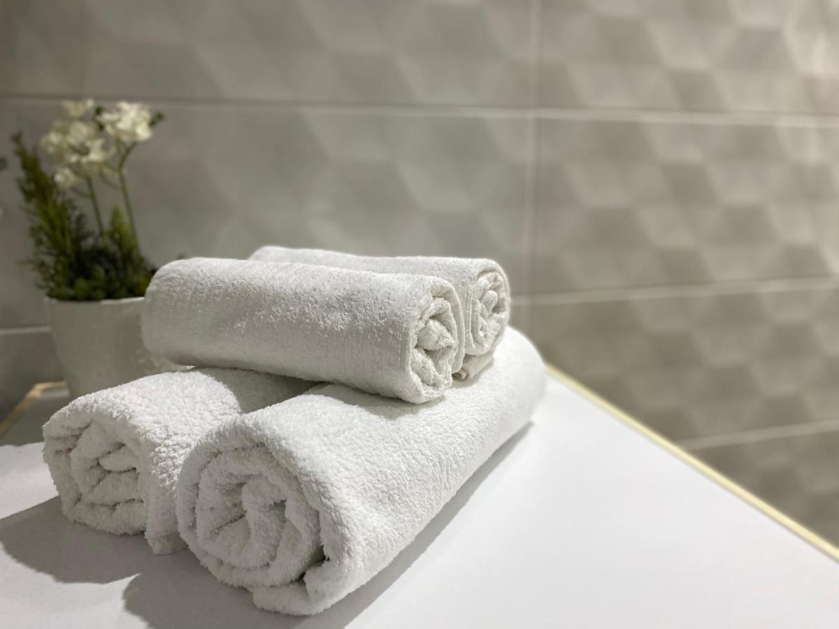 Εmerald Luxury Suite Thessaloniki Exterior photo